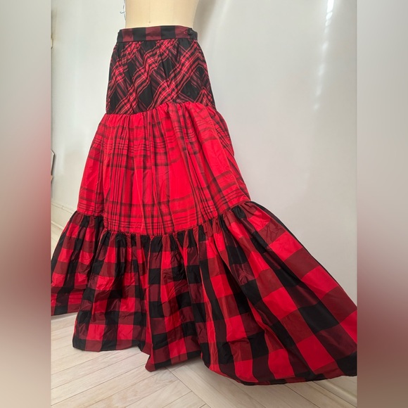 Brooks Brothers Taffeta Tiered Tartan Skirt size 6